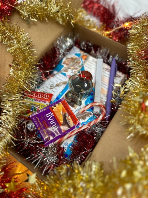 ŚWIĄTECZNY MYSTERY BOX - Literatura młodzieżowa 14+ #131