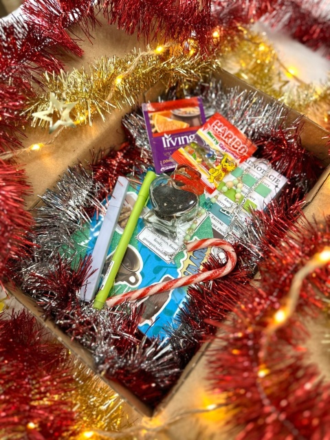 ŚWIĄTECZNY MYSTERY BOX - Romans 18+ #078