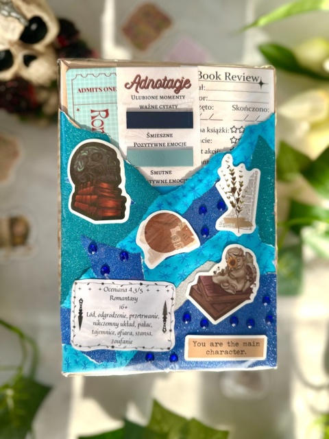 ZESTAW - książka niespodzianka MALOWANE BRZEGI + zakładka z breloczkiem