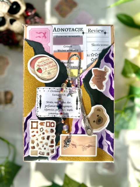 ZESTAW - książka niespodzianka MALOWANE BRZEGI + zakładka z breloczkiem